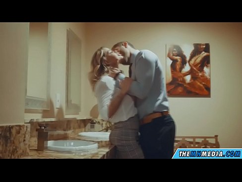 ❤️ Kui rinnakas blondiin võrgutab sind avalikus tualettruumis ❤❌ Kvaliteetne porno at porn et.xxxpornimages.ru ❌️❤